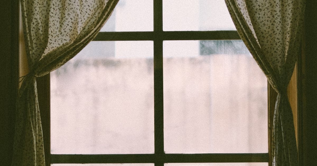 Linen Curtains in Panama: A Natural Choice for Tropical Homes