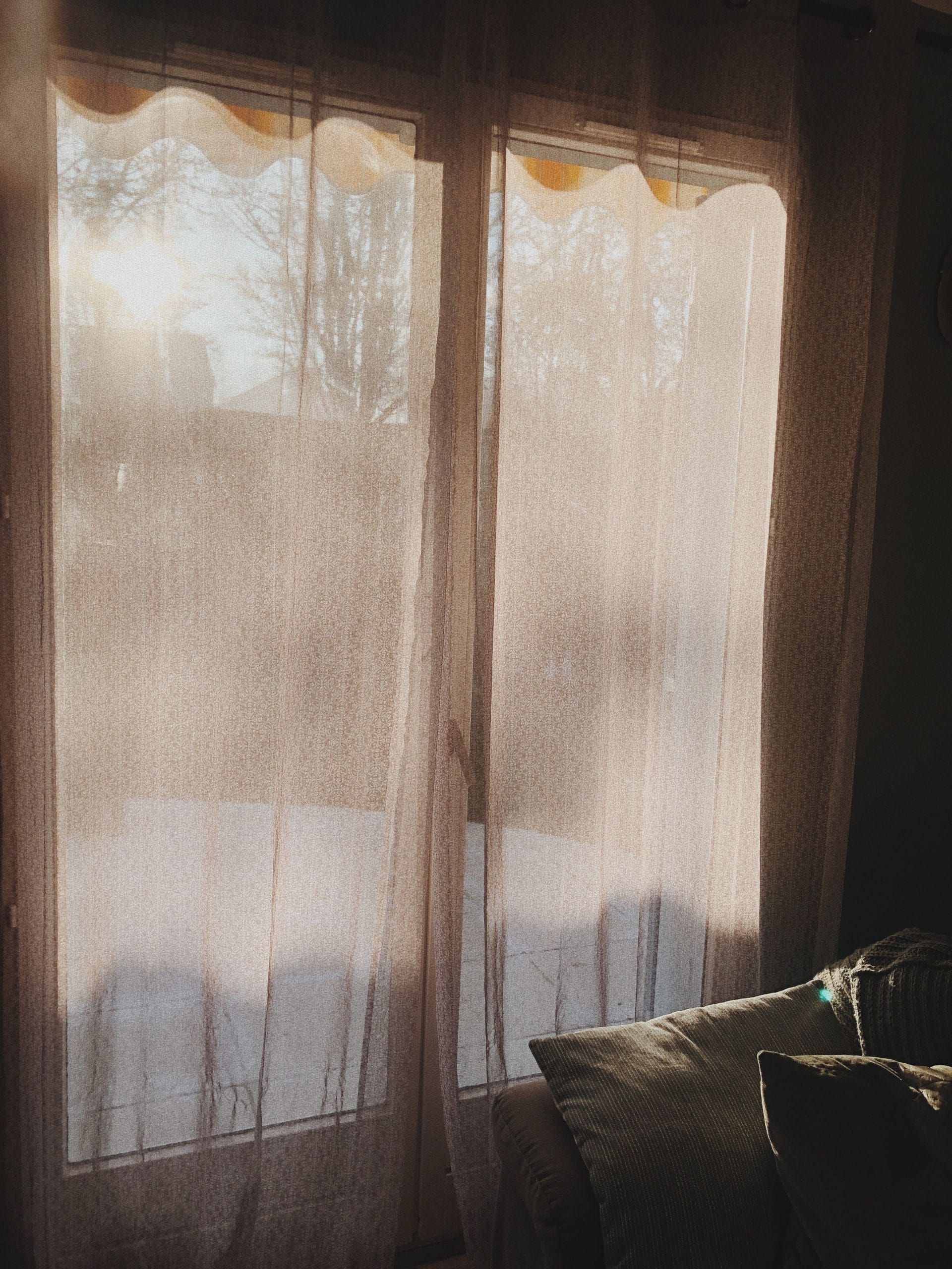 Sheer Curtains in Panama: A Light, Airy Alternative to Blackout